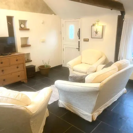 Beautiful 1-Bed House In Gloucestershire Westbury on Severn Exterior photo