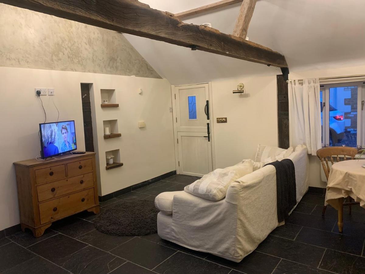 Beautiful 1-bed House In Gloucestershire Holiday home *