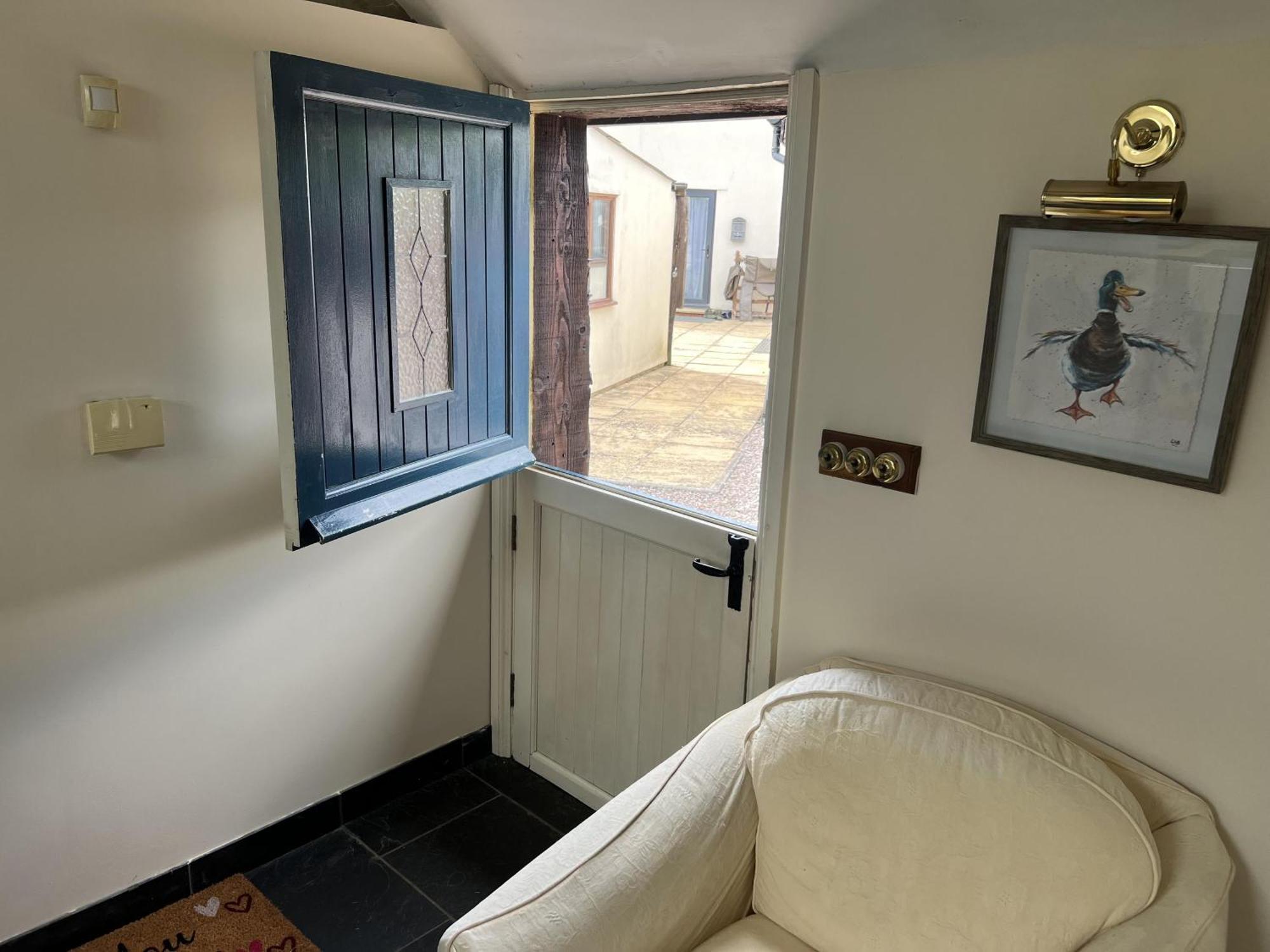 Beautiful 1-bed House In Gloucestershire * Westbury on Severn
